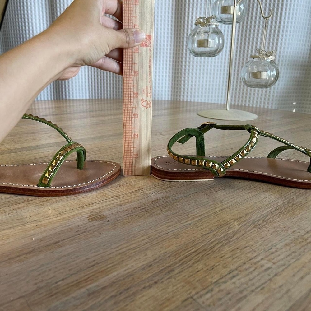 NIB Mystique Sandal Thong Olive‎ Green Leather Gold Studded Sandals Size 8 - Picture 8 of 8